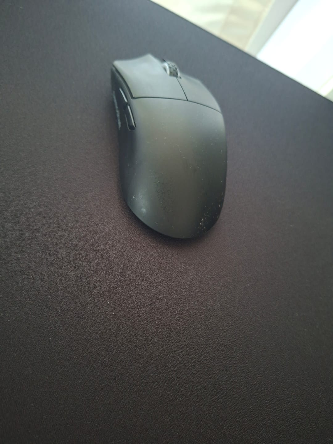 Customer photo review of Darmoshark M3 V2 Wireless Mouse