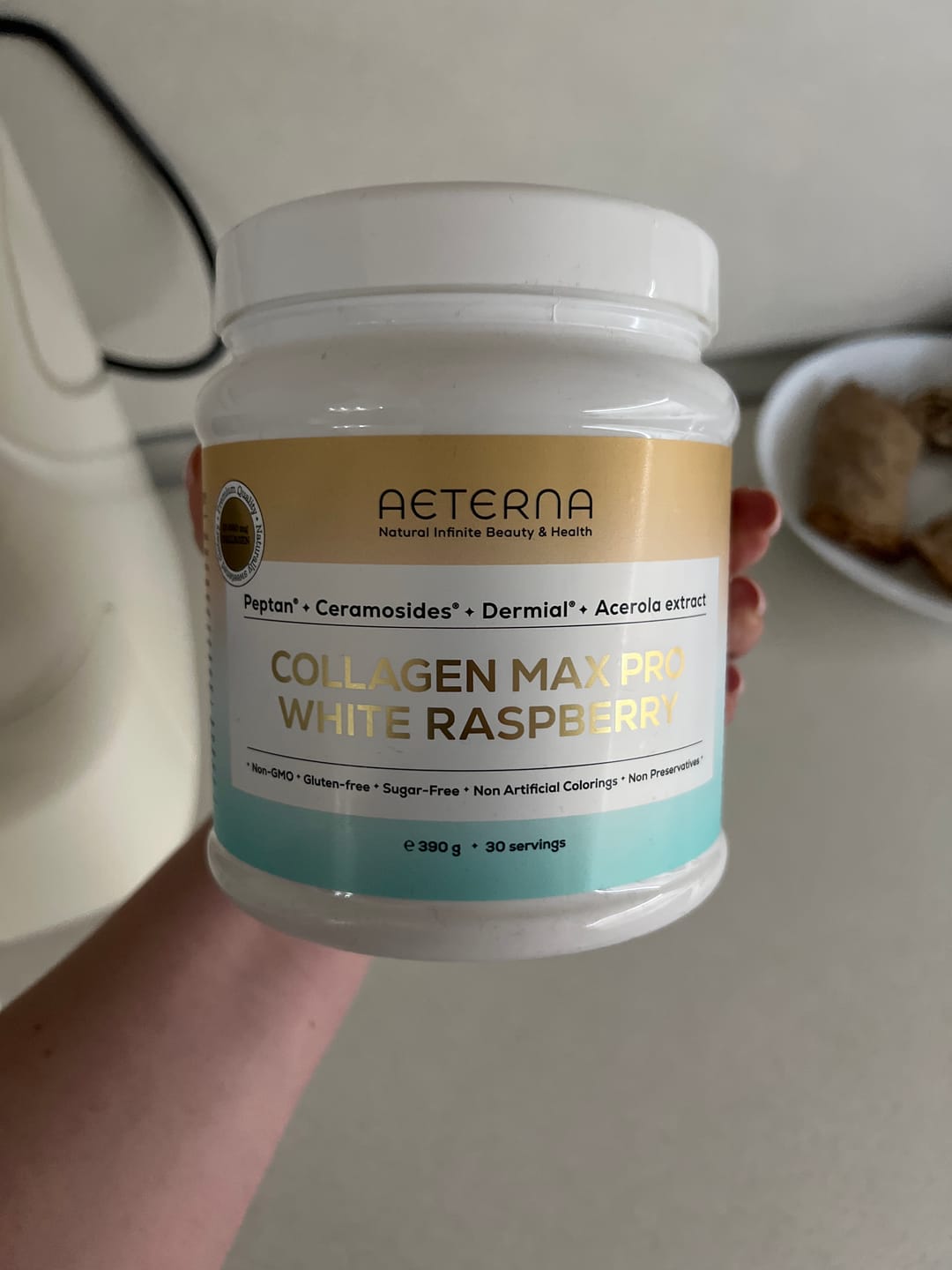 Customer photo review of COLLAGEN MAX PRO WHITE RASPBERRY AETERNA
