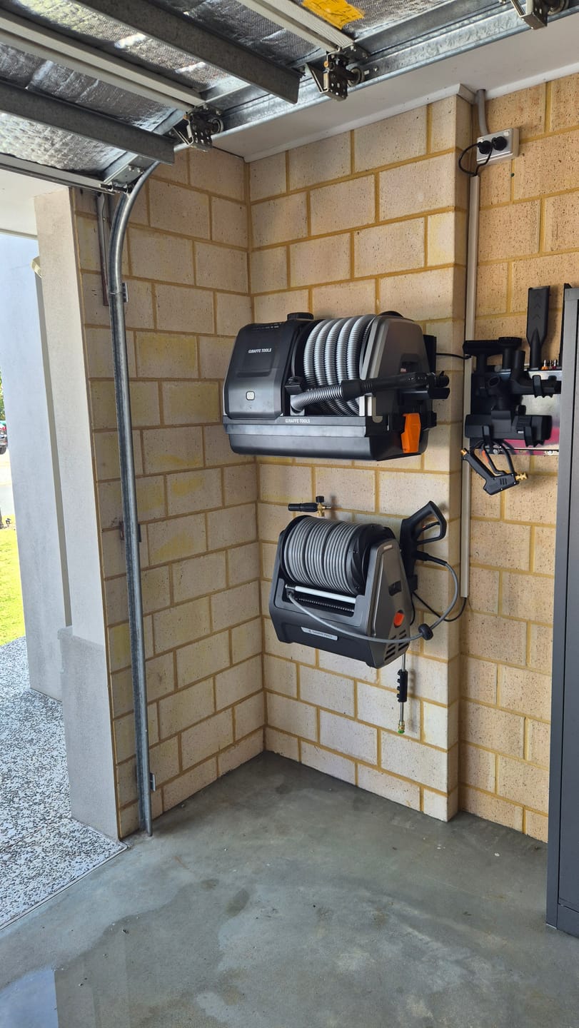 Customer photo review of Grandstorm Retractable Vacuum Cleaner