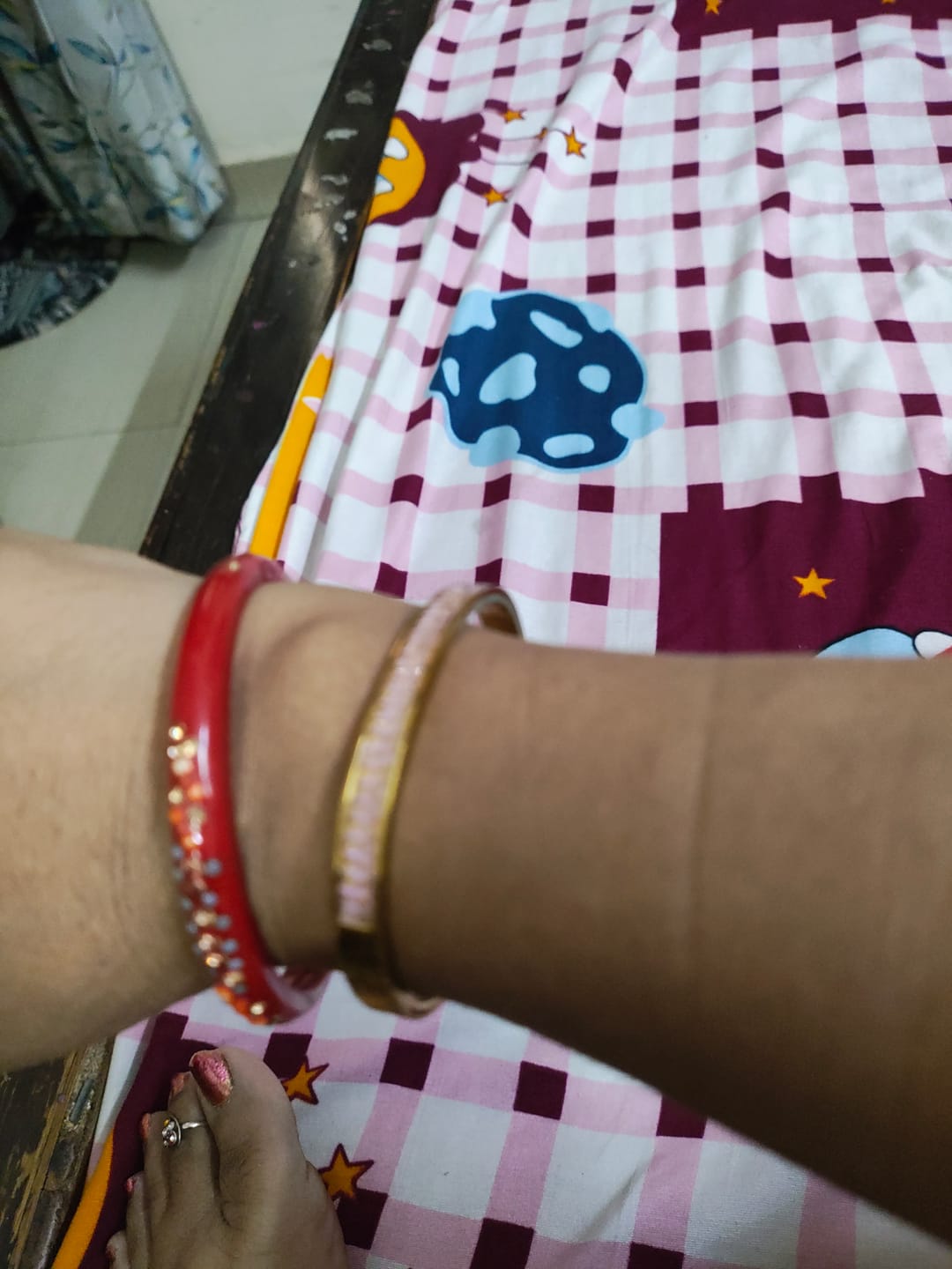 Customer photo review of Pink Enchantment Bangle Bracelet