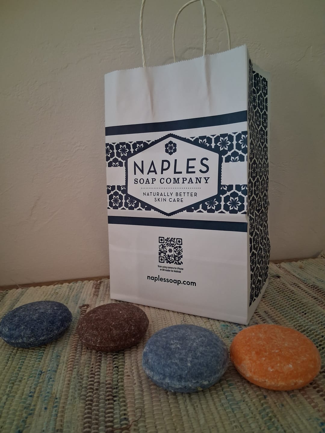 Customer photo review of Moroccan Oil Shampoo Bar