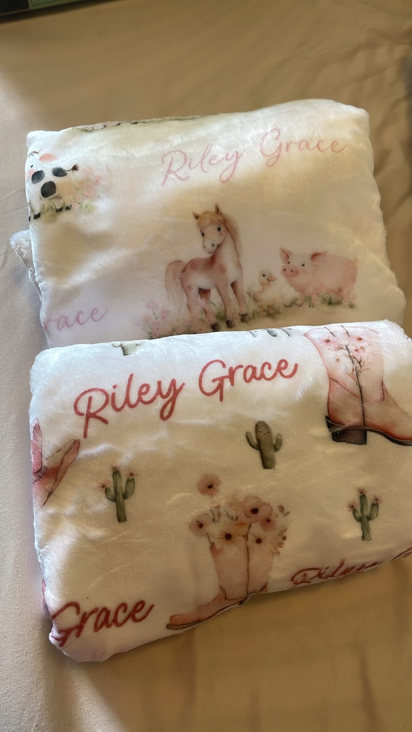 Customer photo review of Farm animals story girls personalized baby blanket