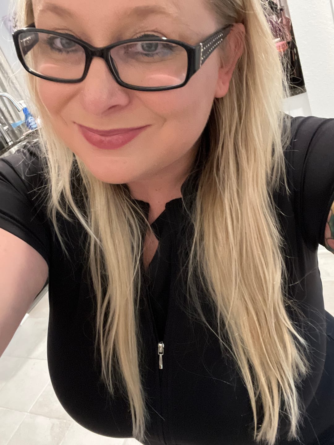 Customer photo review of Essential Bodysuit Short