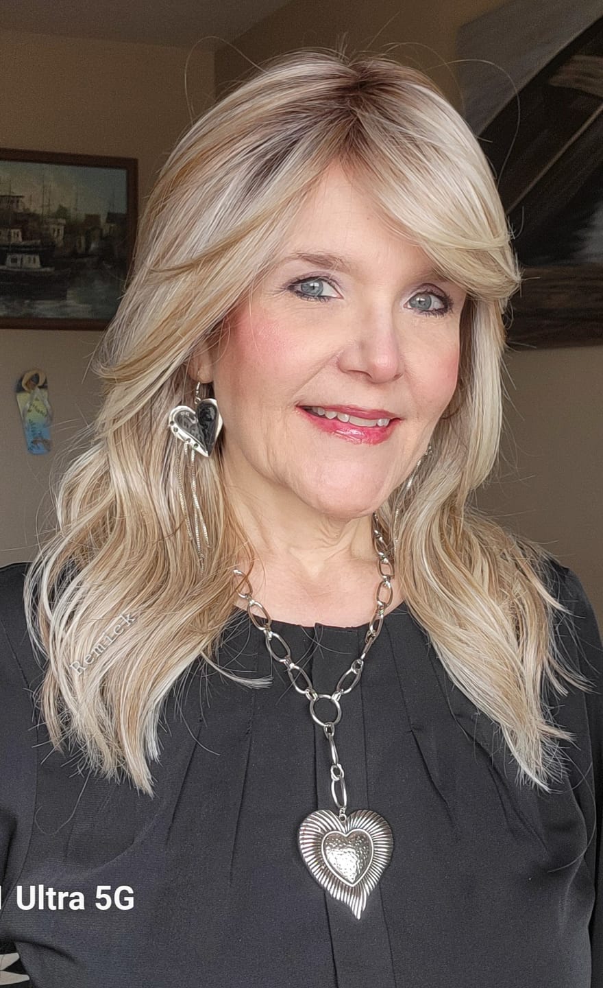 Customer photo review of TOTAL SEDUCTION - Neutral Sand Blonde