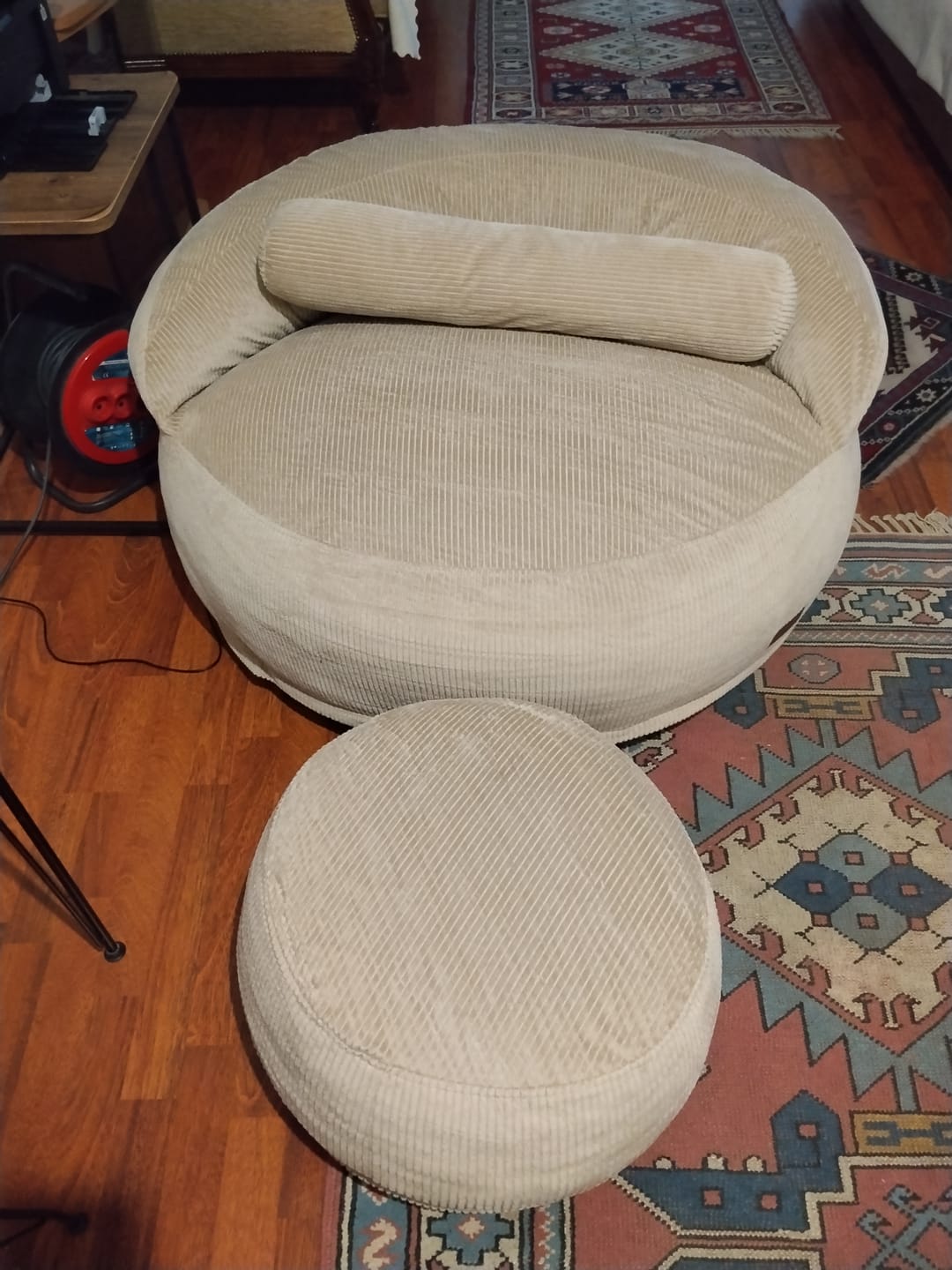 Customer photo review of Felix XL Puf Bej