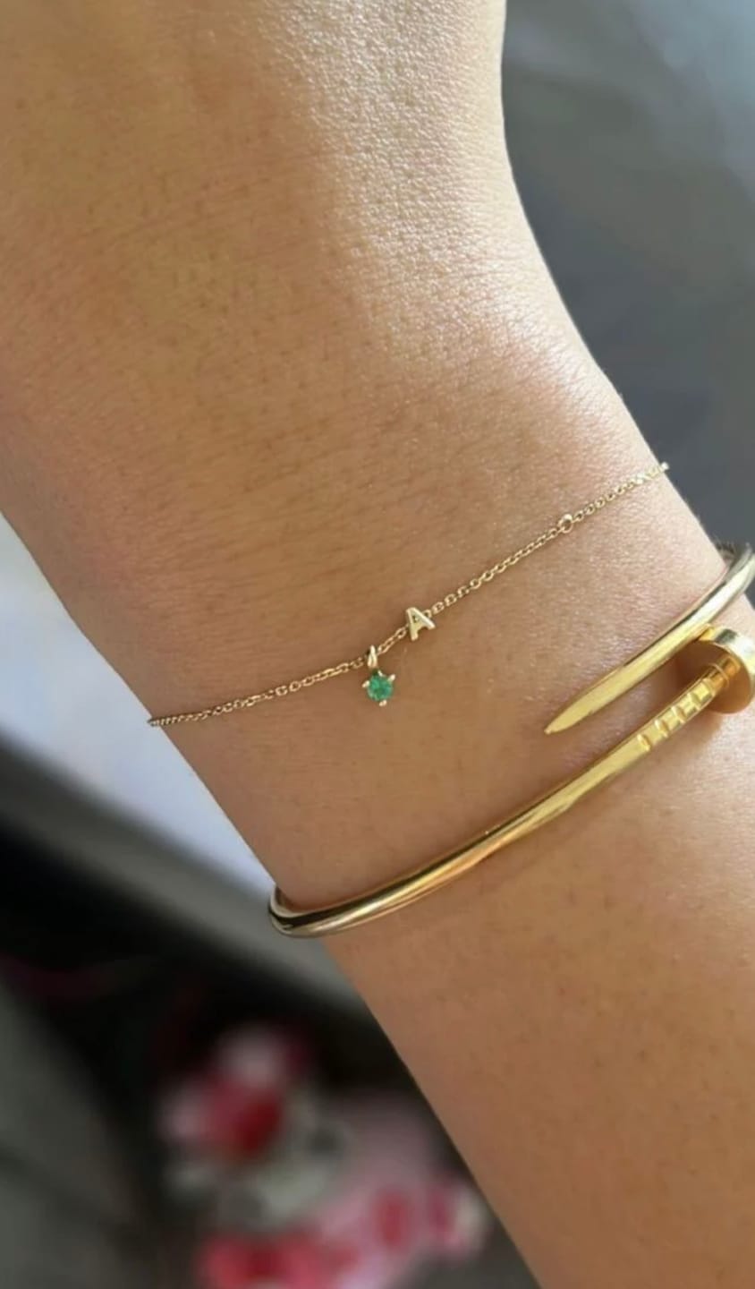 Customer photo review of צמיד אלגנטי מסמר בגוון זהב מבריק עיצוב יוקרתי