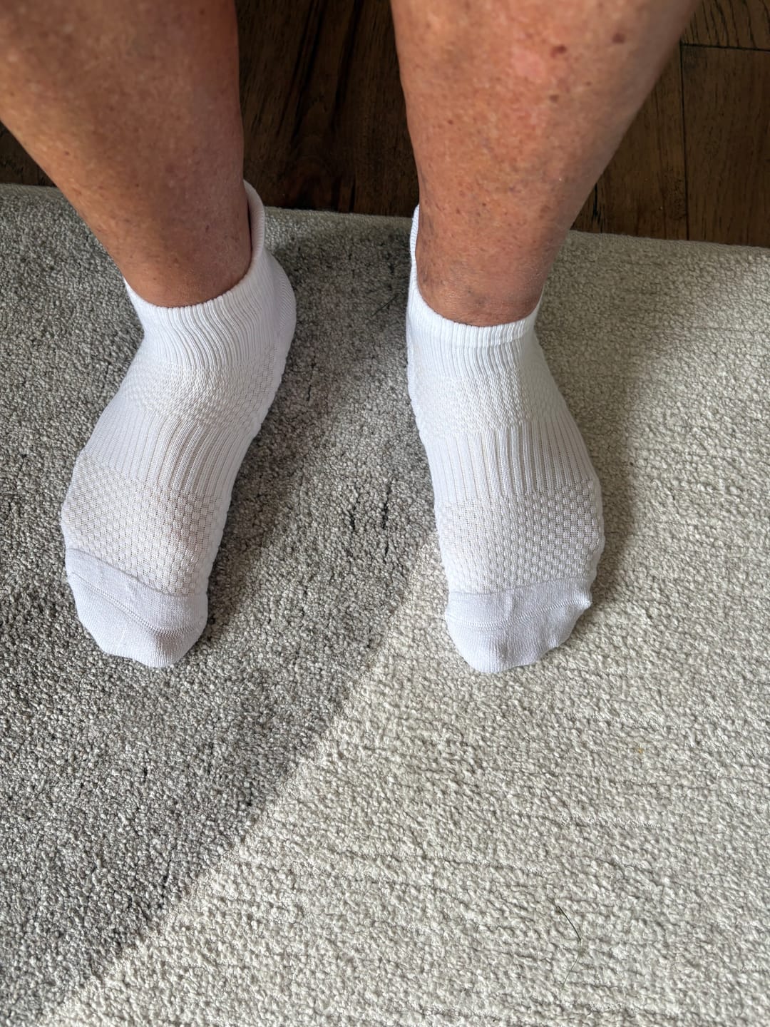 Customer photo review of White Ankle Compression Socks 5-Pack Bundle