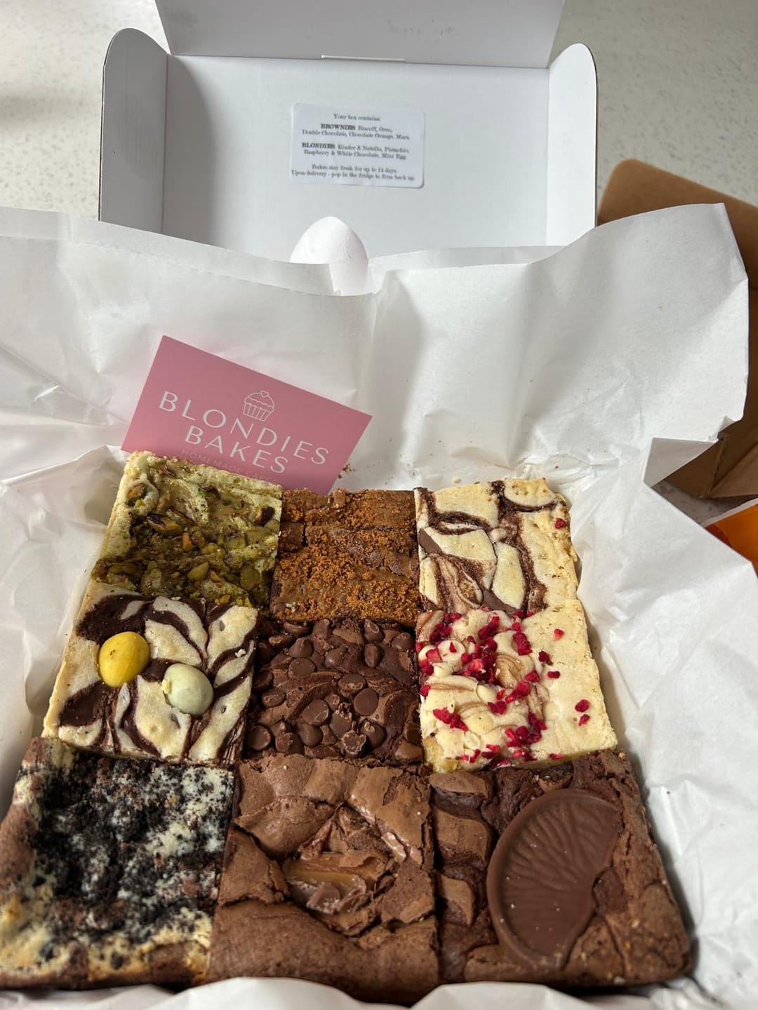 Customer photo review of Brownie & Blondie Mixed Box