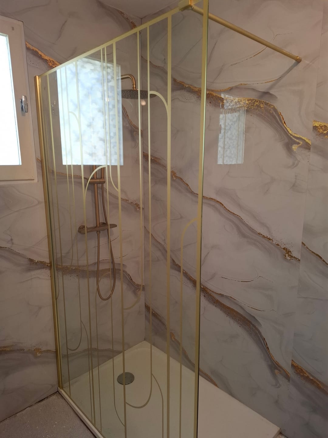 Customer photo review of Colle High Tack 290 ML Premium