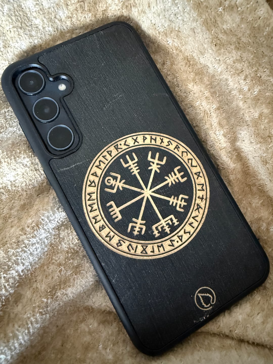 Customer photo review of HIILI – Puhelimen kuoret mustasta koivusta 🇫🇮