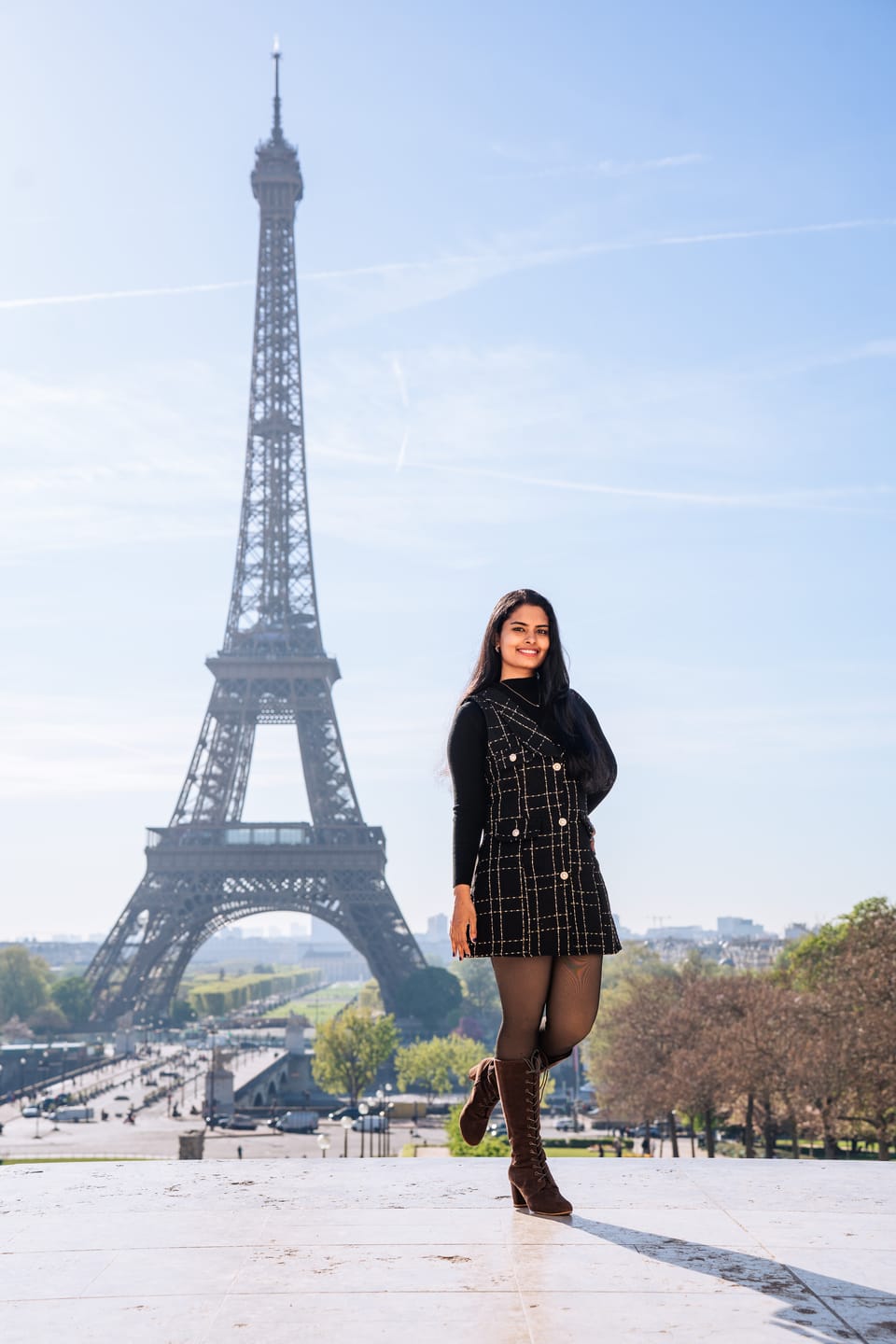 Customer photo review of Rader Set of Top and Woolen Tweed Dress in Black