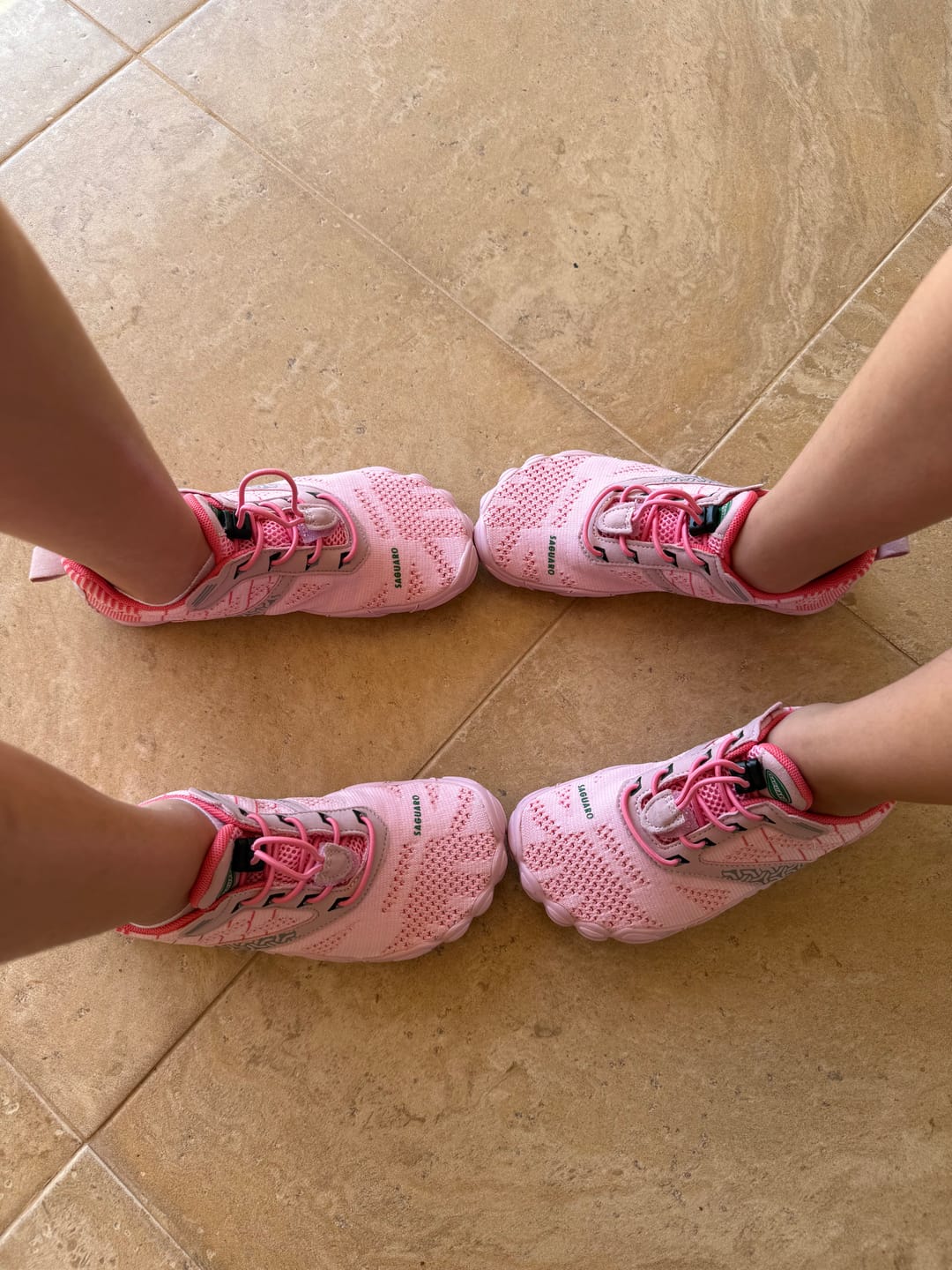 Customer photo review of Niños Free Ⅰ - Zapatos Barefoot