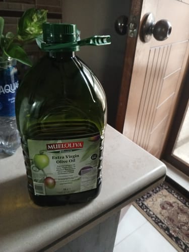 Customer photo review of Classica Extra Virgin Olive Oil