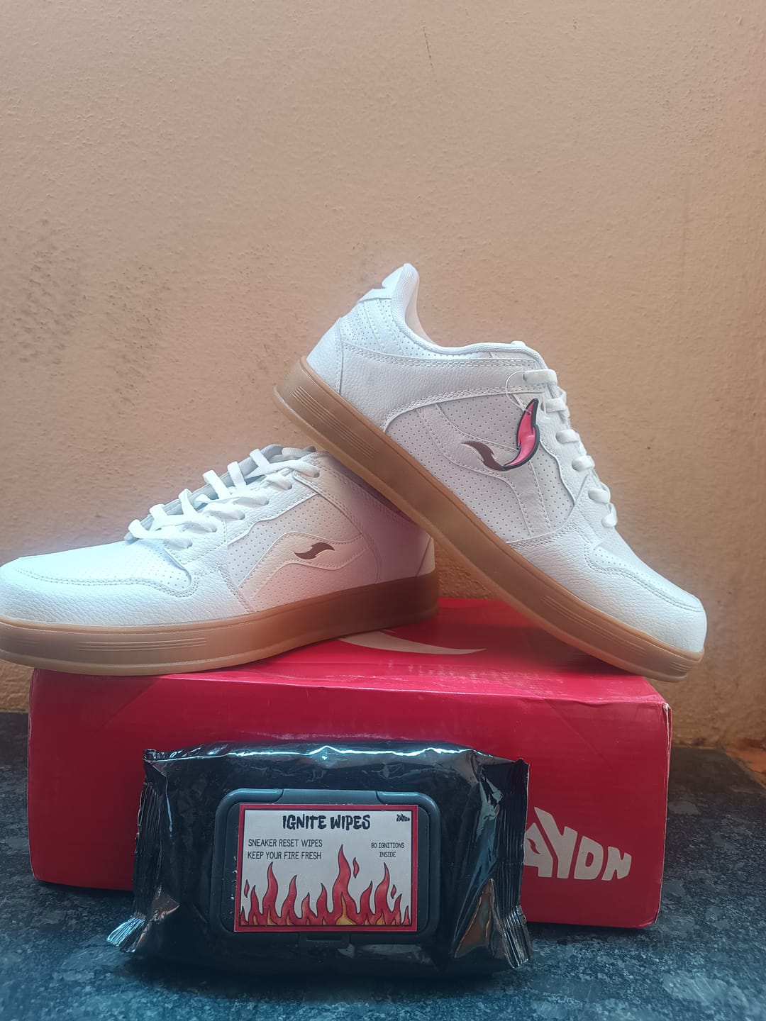 Customer photo review of RIDGE Drift White