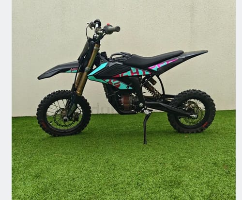 Customer photo review of Surron Hyper Bee