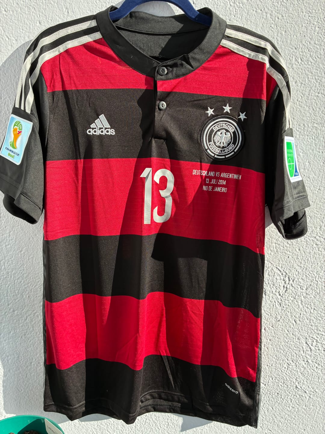 Customer photo review of Thomas Müller Germany Deutschland 2014 World Cup Brazil Black Red Retro Jersey Trikot Soccer Shirt