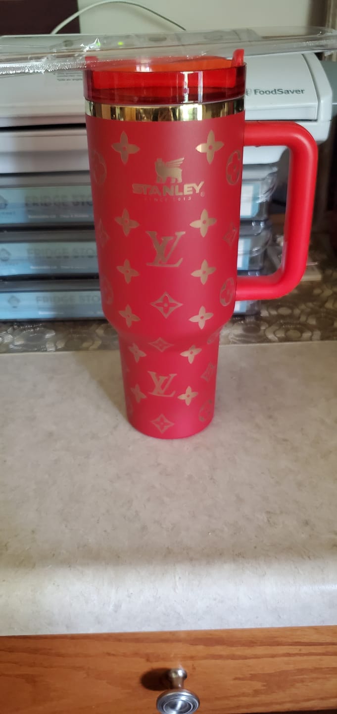 Customer photo review of Designer Holographic In-Car Insulated Cup 40 OZ
