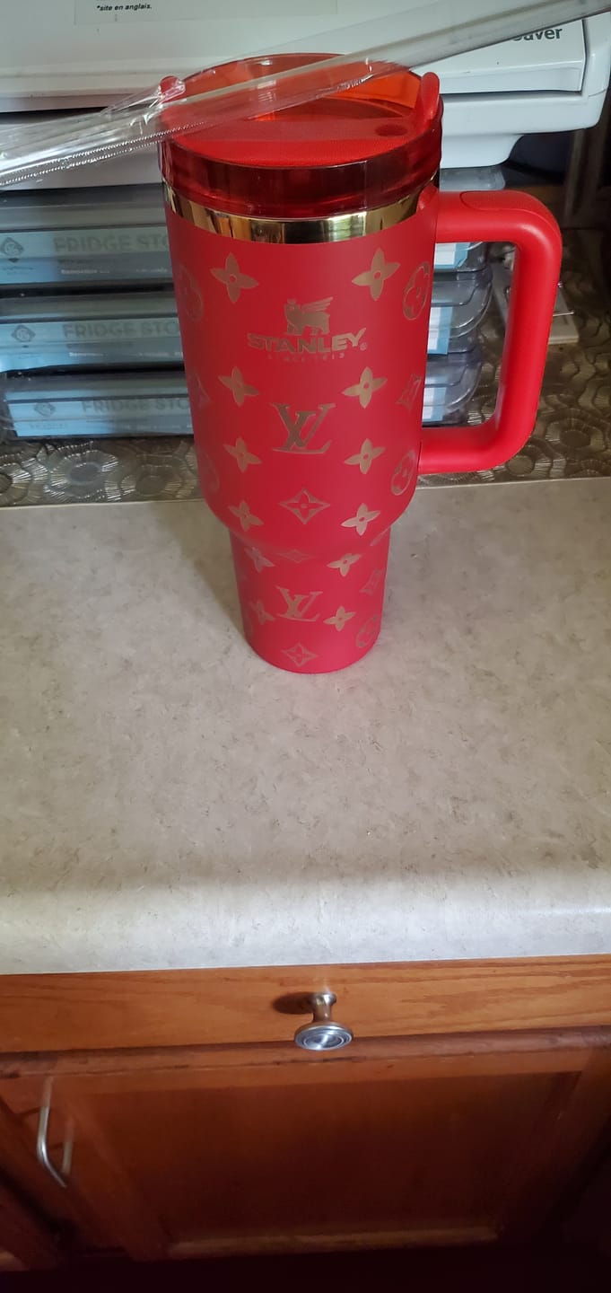 Customer photo review of Designer Holographic In-Car Insulated Cup 40 OZ
