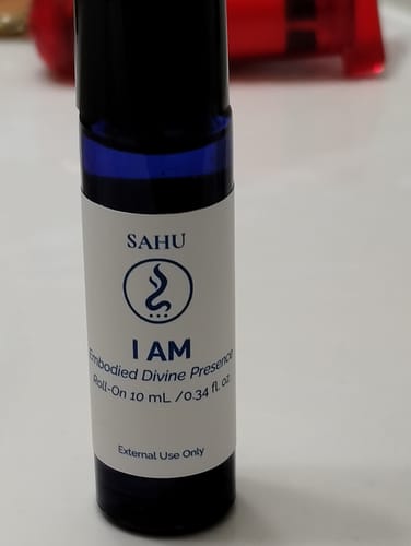 Customer photo review of I AM: Embodied Divine Presence 10 mL Roll-On