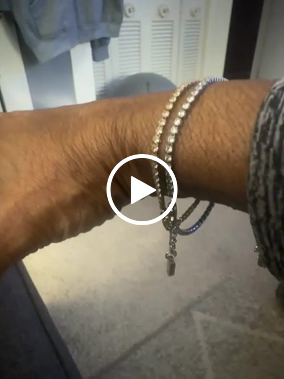 Customer video review of Minimal Tennis Bracelet
