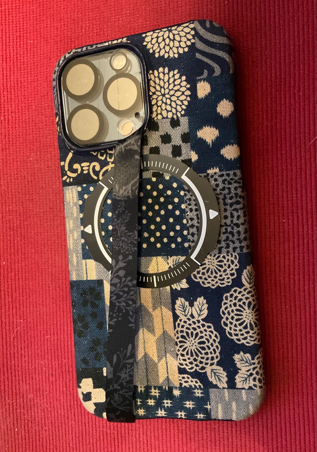 Customer photo review of 「職人手作り」藍染古布スマホケース