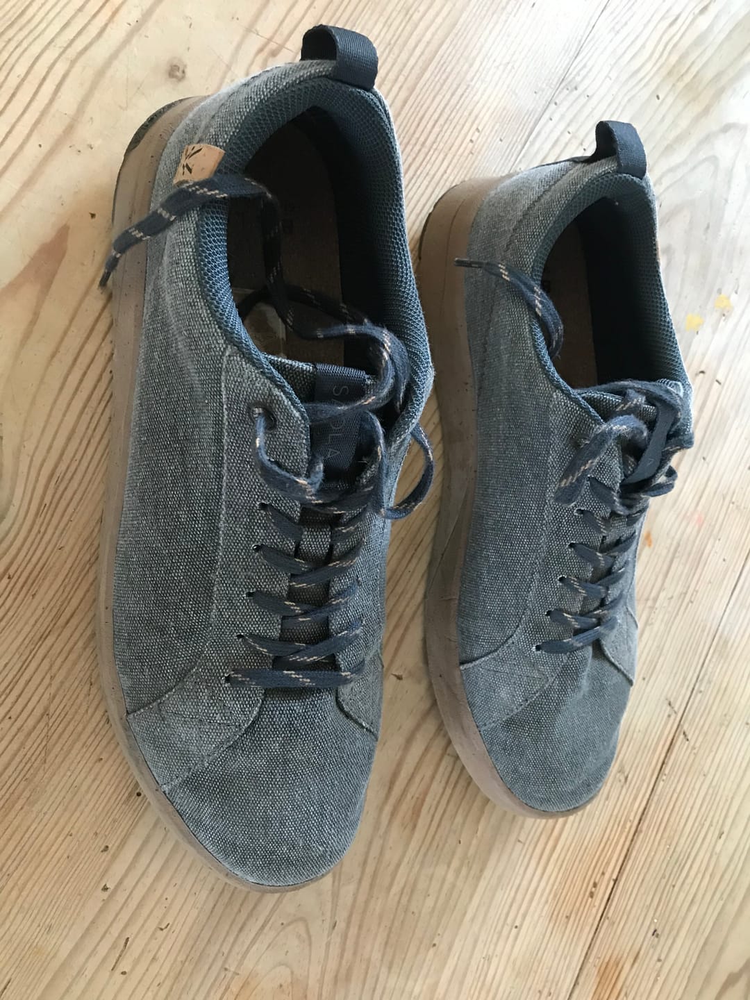 Customer photo review of Cannon Canvas M 2.0 Dark Grey