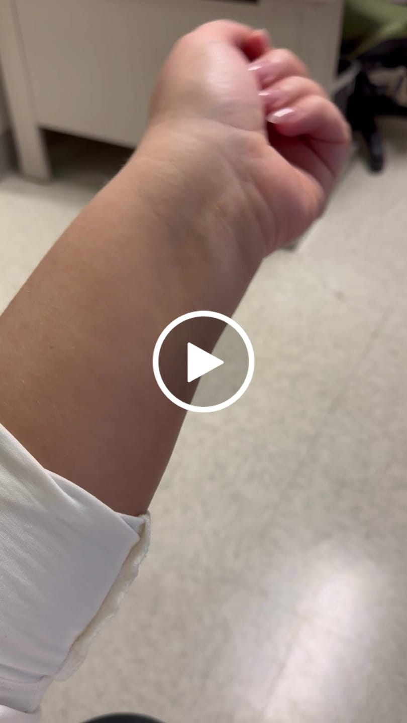 Customer video review of Elizabeth