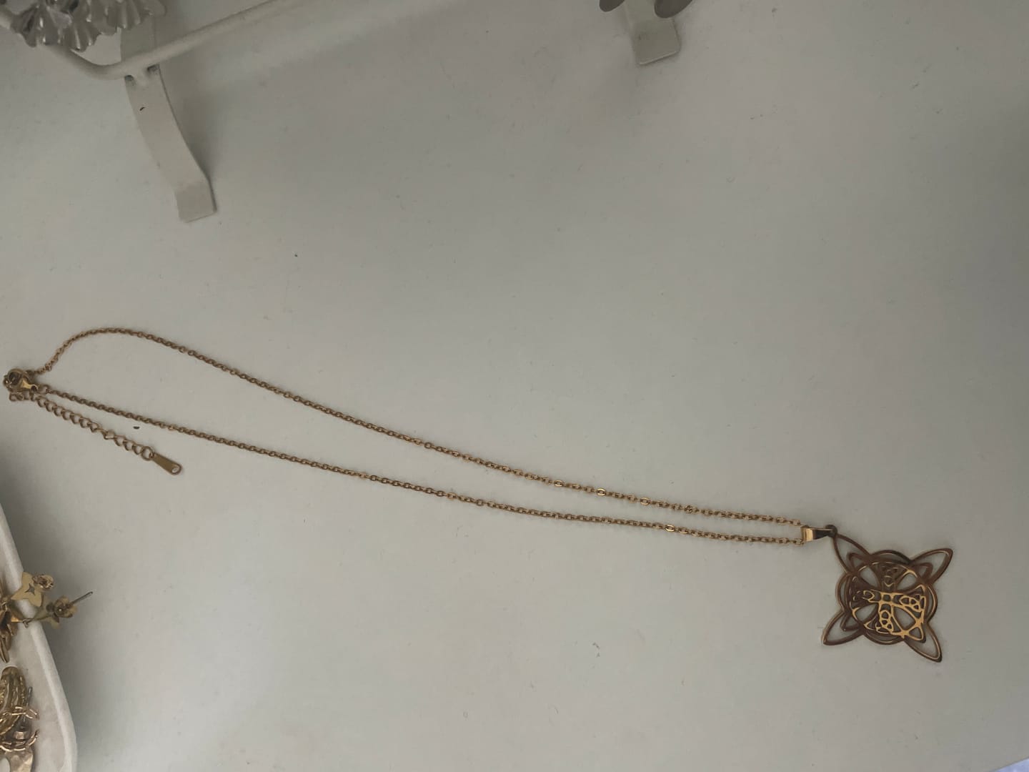 Customer photo review of Pendentif "Protection Éternelle" en Nœud de Sorcière