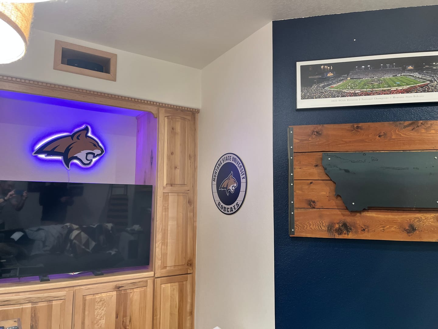 Customer photo review of Montana State Bobcats 3D Metal Wall Art