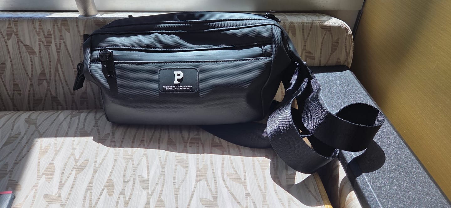 Customer photo review of Cascade Crossbody Bag