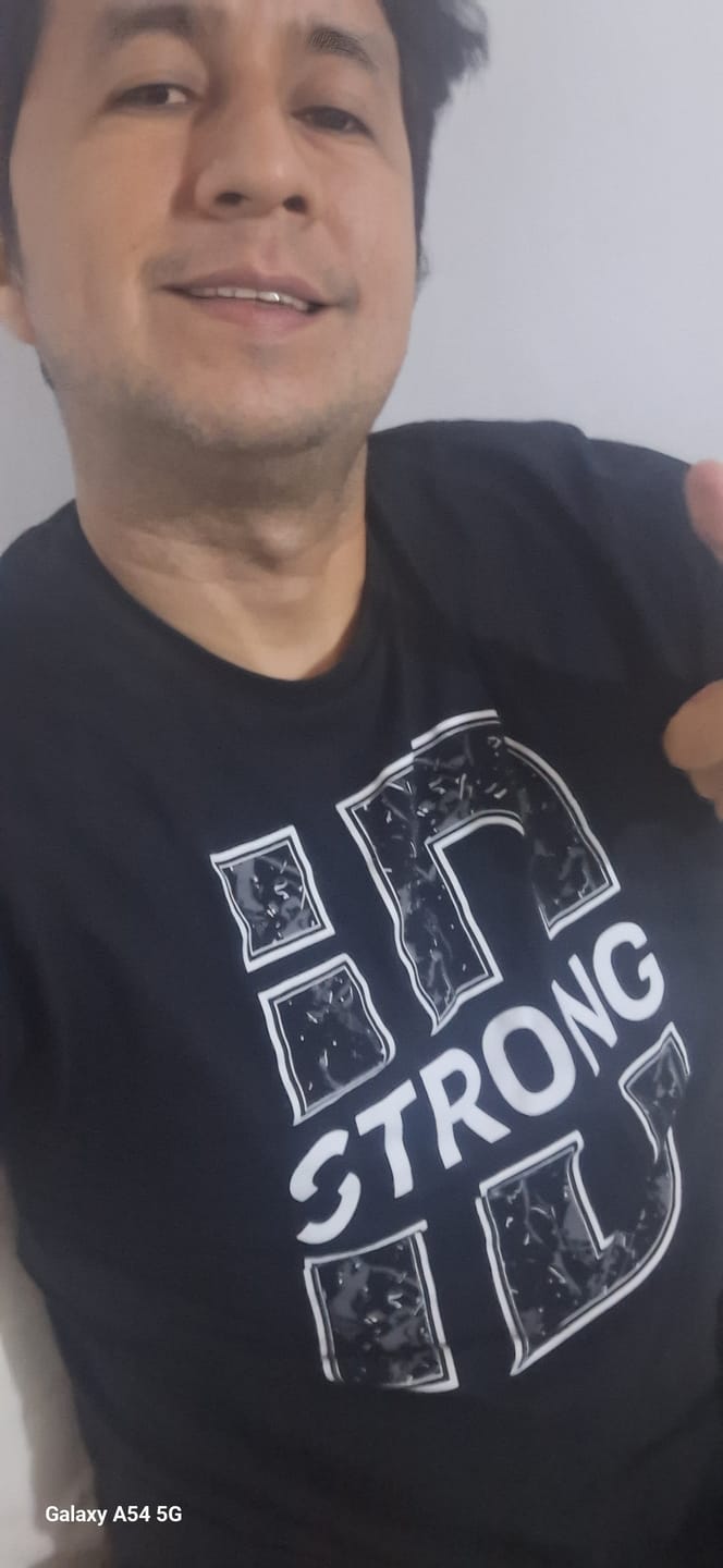 Customer photo review of STRONG iD 12PK Tees