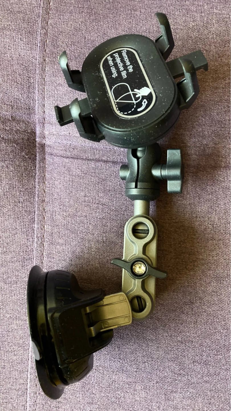 Customer photo review of MountPro 360 — Universal Car Phone Holder & Windshield Mount