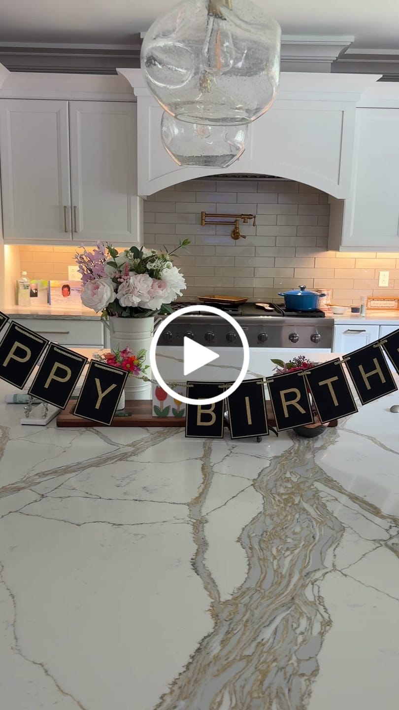 Customer video review of The Celebration Stand (sold as a pair)