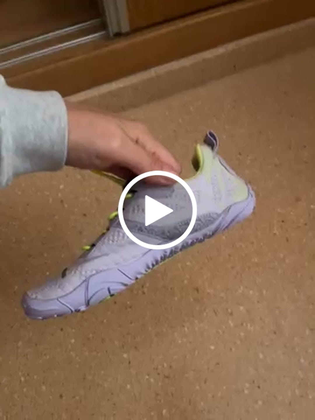 Customer video review of Niños Free Ⅰ - Zapatos Barefoot