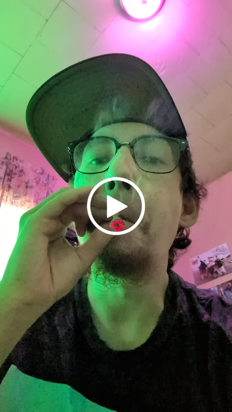 Customer video review of THCP BUBBLGUM GELATO CONES