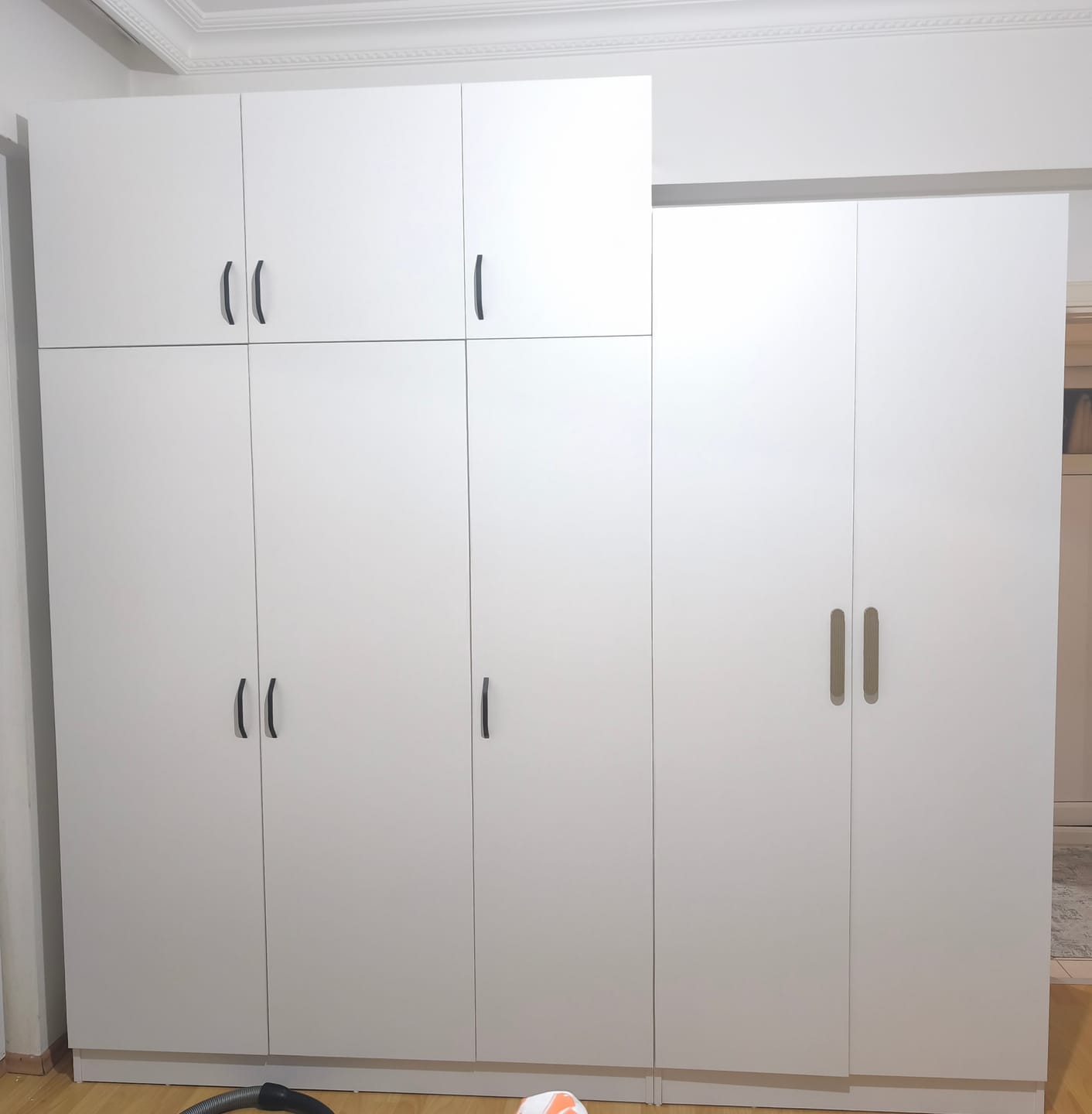 Customer photo review of Rani BA170 Gardırop 2 Kapaklı 5 Raflı Askılı Elbise Dolabı Beyaz