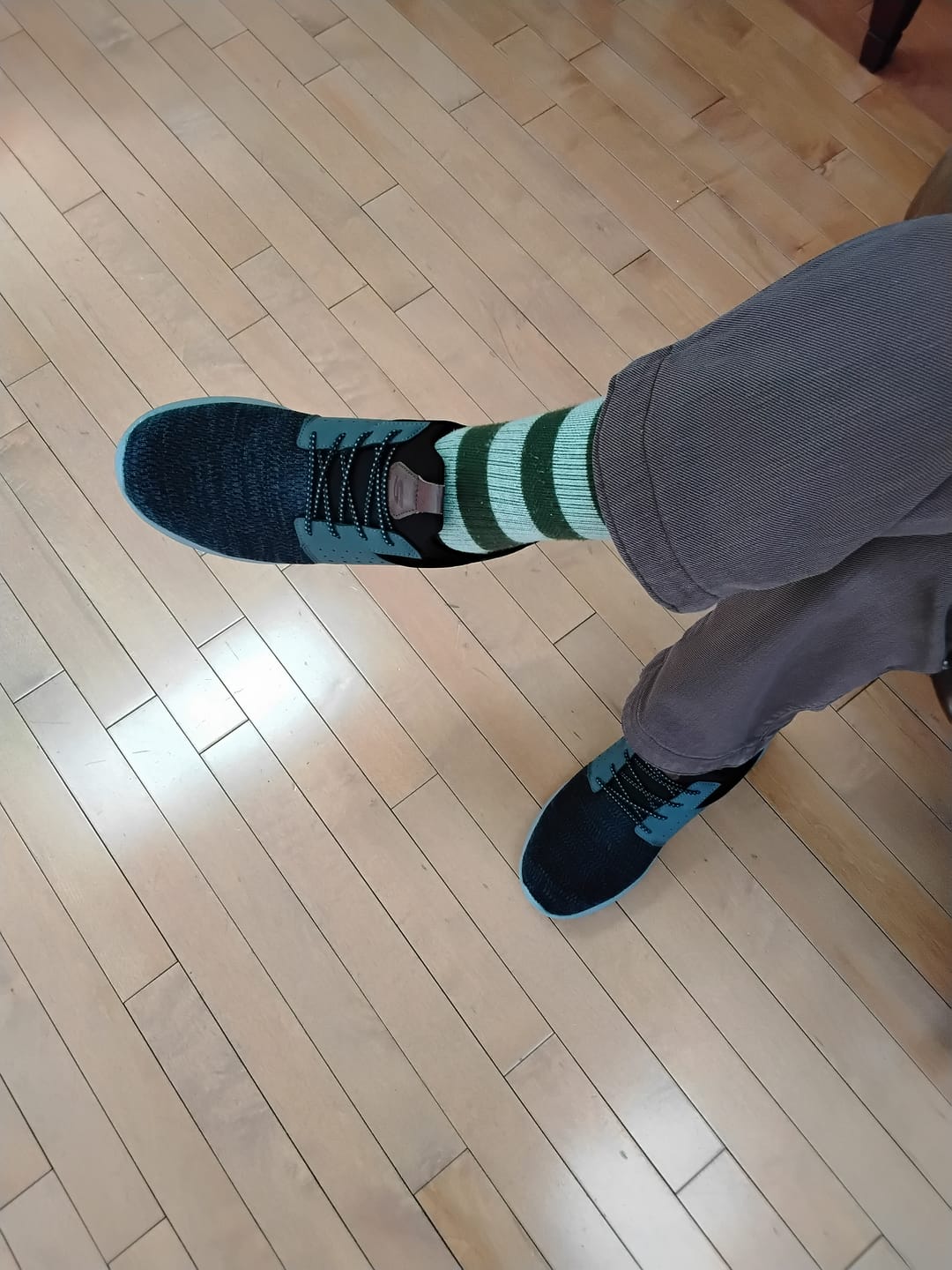 Customer photo review of Striped Compression Socks 5-Pack Bundle