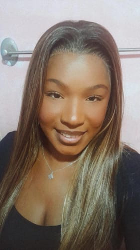 Customer photo review of Lace Front HD Valentina Luzes 33/27 65cm - Repartição Livre 13x4