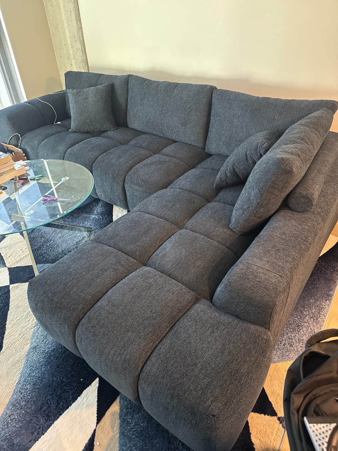 Customer photo review of OLIVIA - Sofa sectionnel 120" bleu nuit