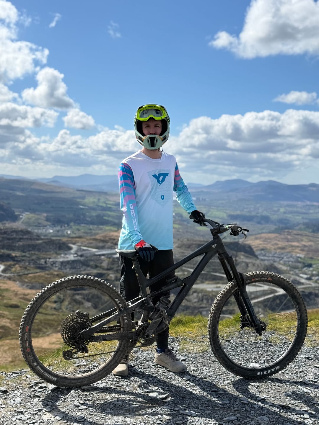 Customer photo review of Geographic | Trail Trouser