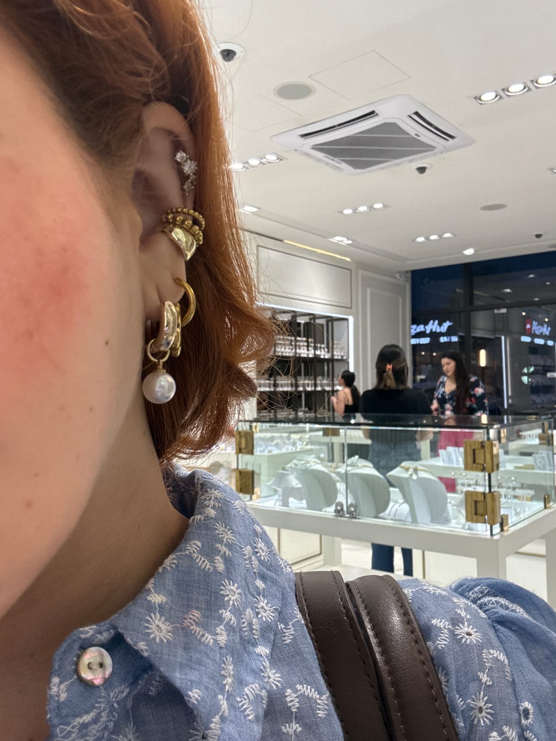 Customer photo review of Par Arracada Con Perla Redonda