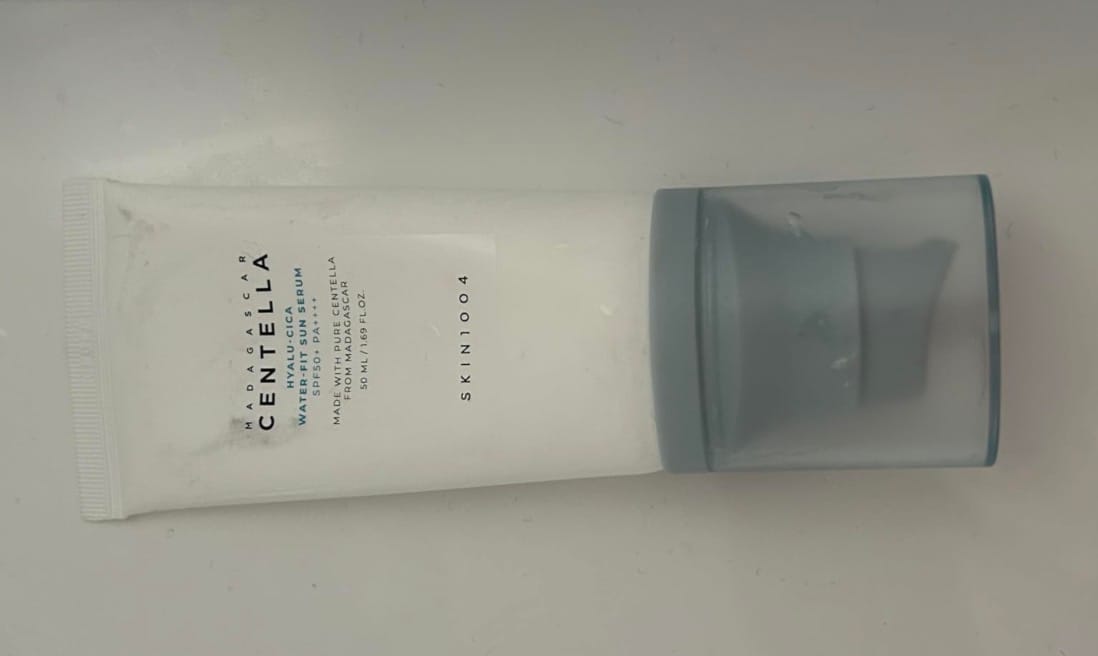 Customer photo review of Skin1004 - Protection solaire - Madagascar Centella Hyalu-Cica Water-Fit Sun Serum