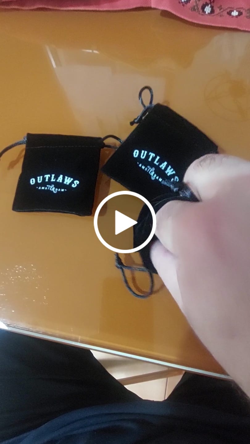 Customer video review of THE RAW VINTAGE. - BLACKED