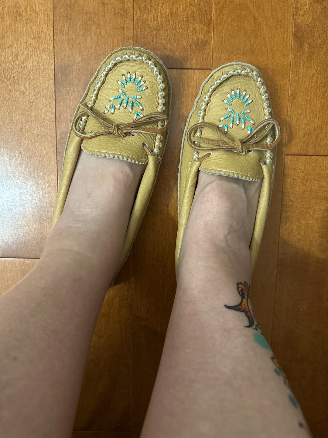 Customer photo review of Women's Soft Sole Moose Hide Leather Moccasins