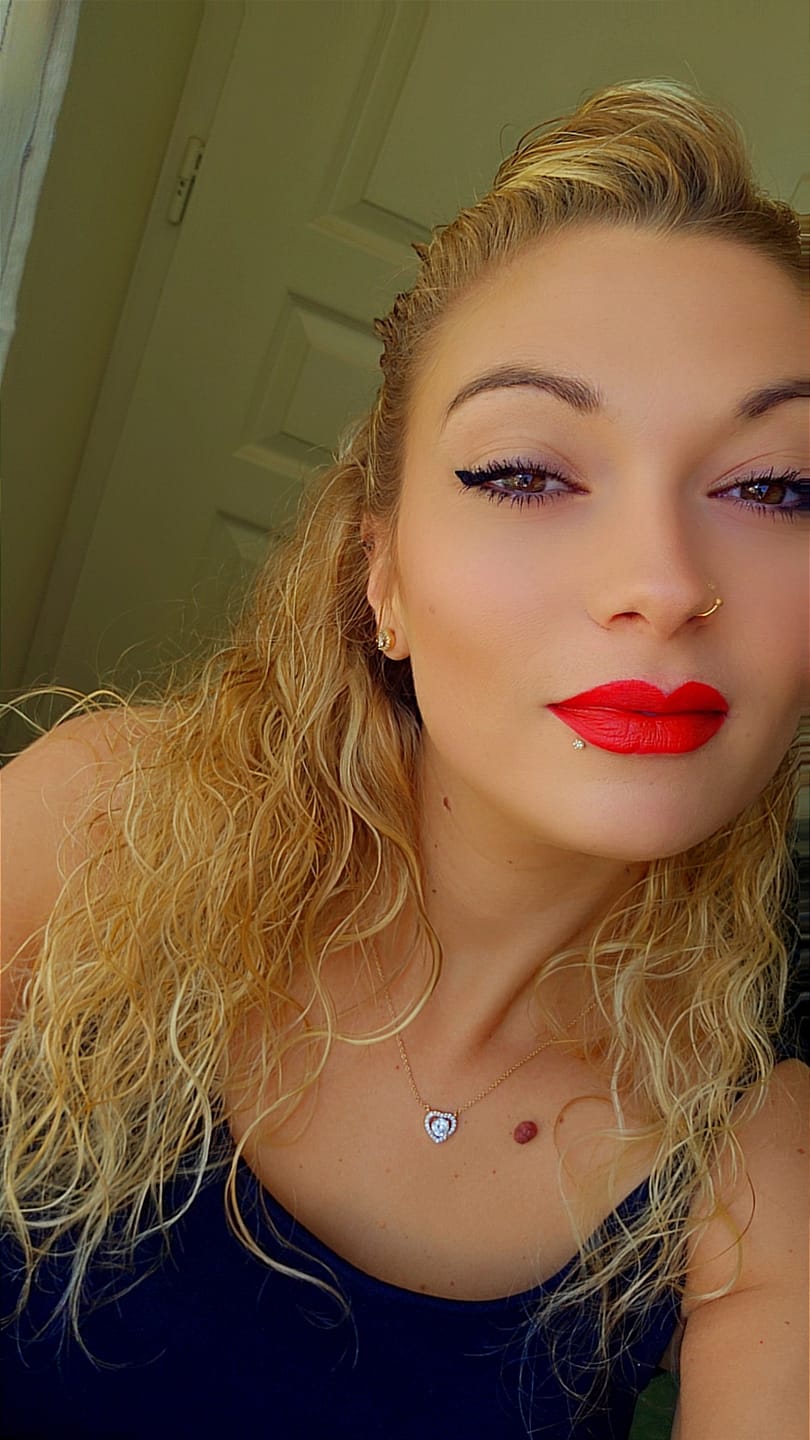 Customer photo review of Piercing Louise