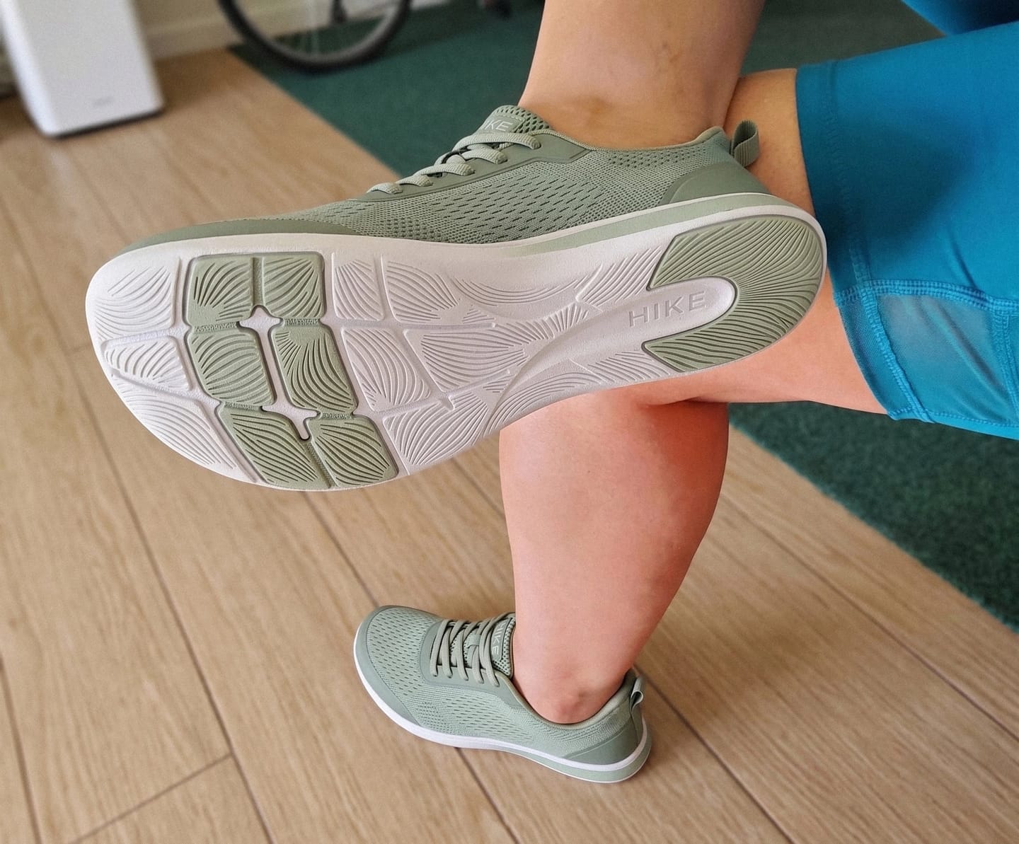 Customer photo review of Flame - Hands-Free Barefoot Shoes for Pain Relief
