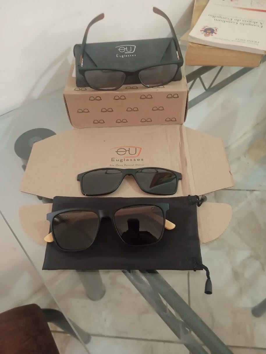 Customer photo review of Óculos Clip-on Alistar (1 Lente)