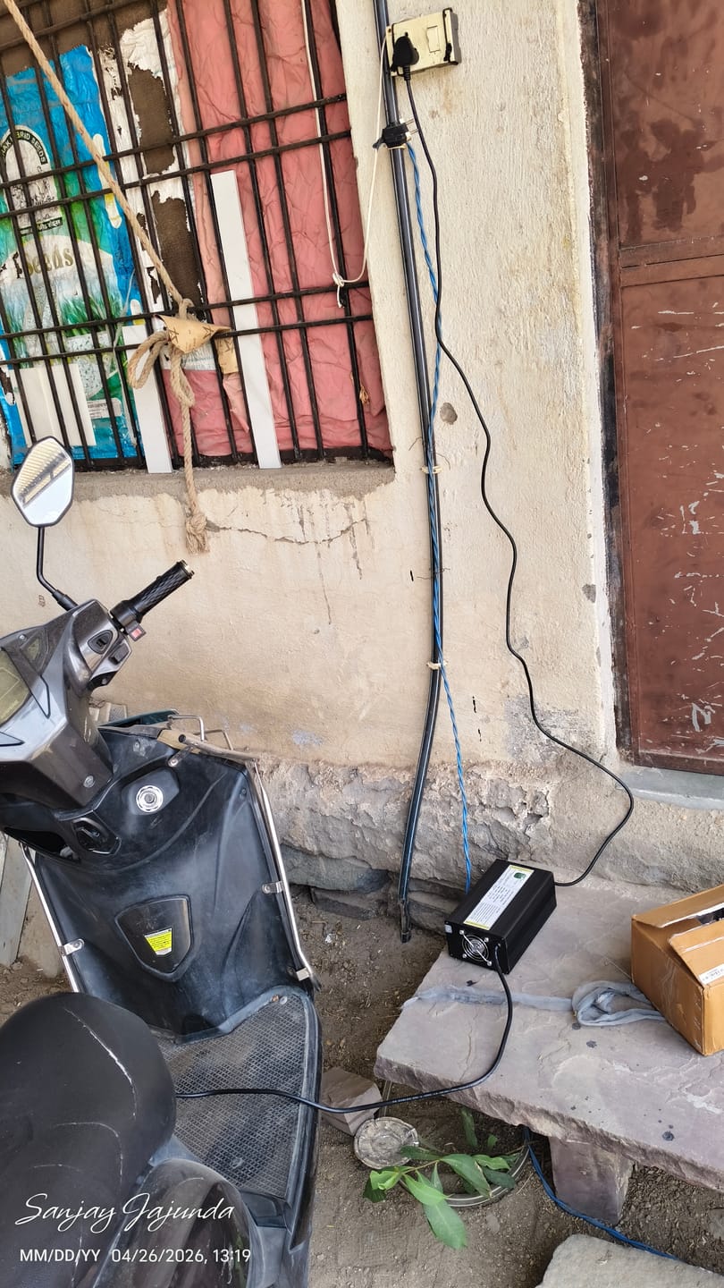 Customer photo review of Ampere Electric Scooter Charger - 66.8V 7.5A Lithium Battery Charger (XLR 3-Pin) - For Magnus & Zeal Series