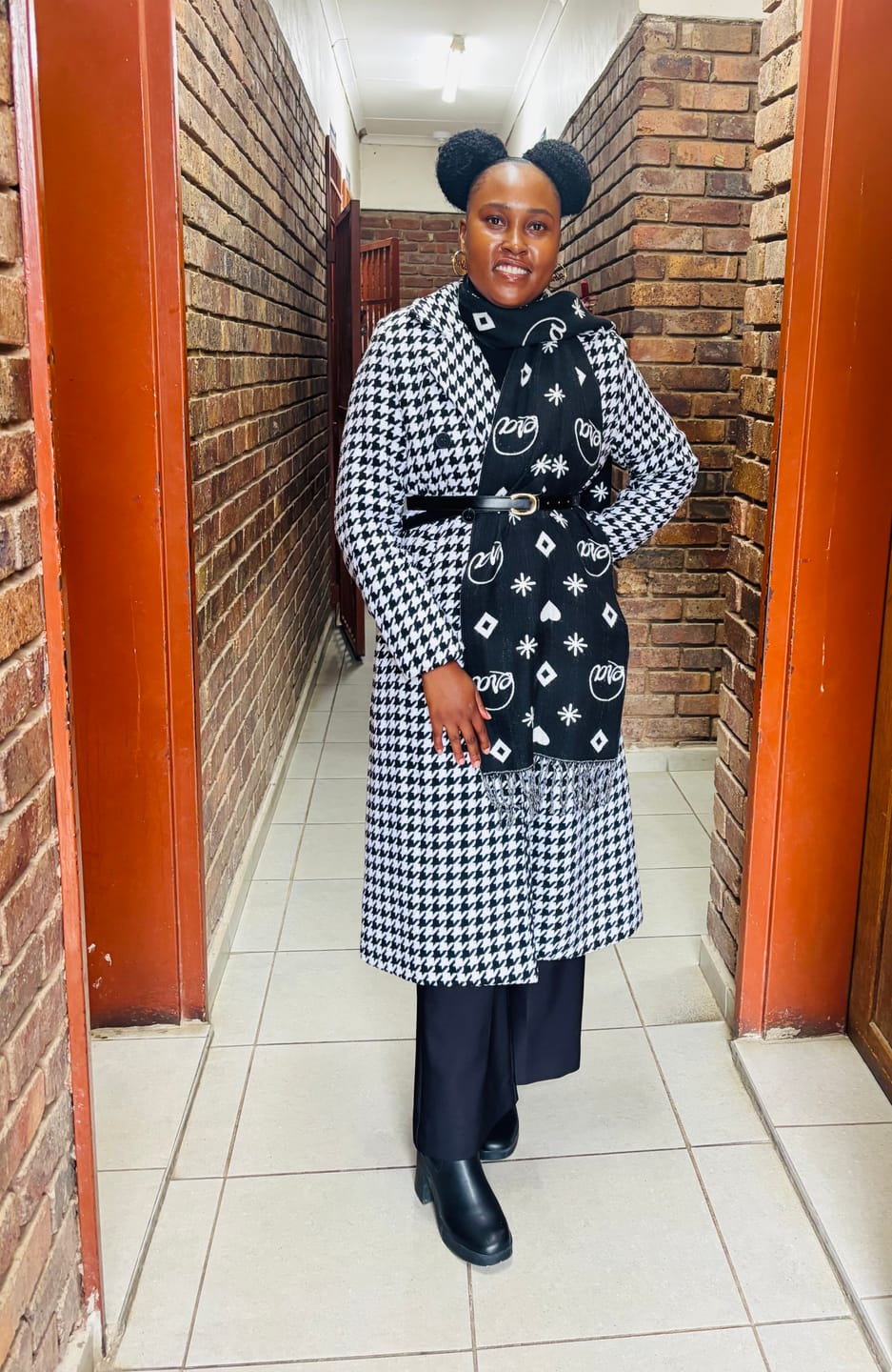 Customer photo review of ERA Signature Scarf