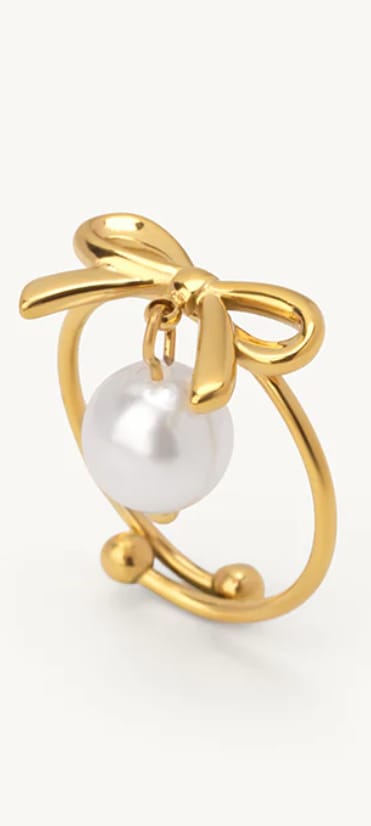 Customer photo review of Ribbon Pearl Drop Ring